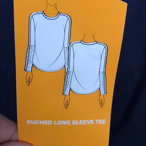 NWT Avia Blue & White Ruched Long Sleeve Tee XS - Picture 12 of 12